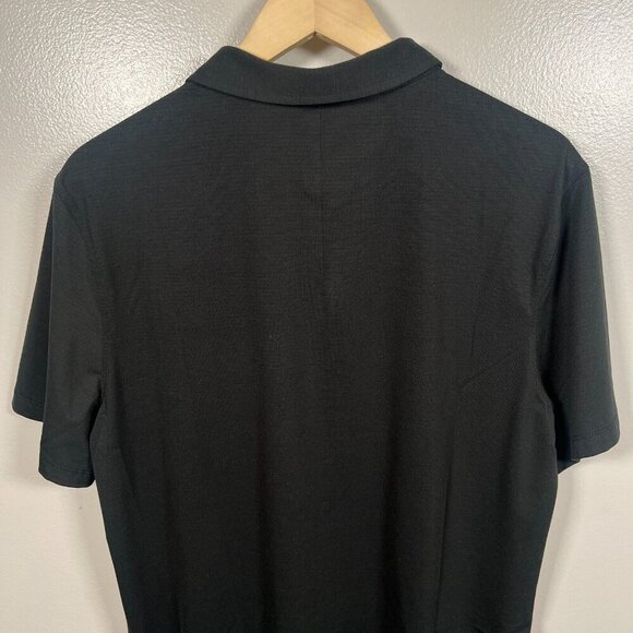 Lululemon Evolution Polo Shirt Mens Size Large Black Outlaw Snax Logo Work - Picture 9 of 10